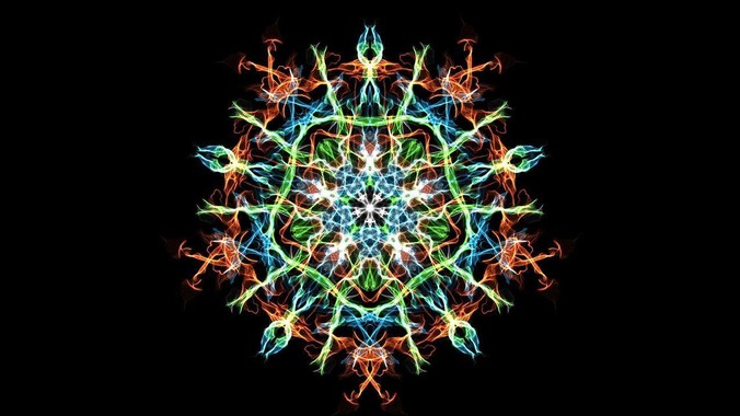 为什么Go仅仅160MB的安装包就可以编译程序，而Rust却还需要几个GB的VC++才能编译？